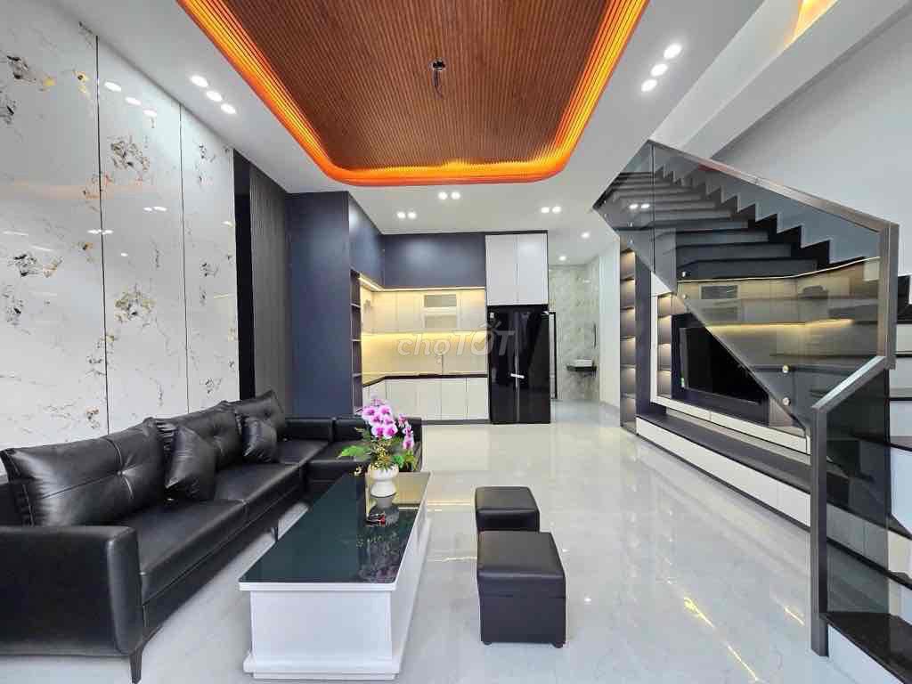 🔥🔥 SIÊU PHẨM 2 TẦNG 2 MÊ – FULL NỘI THẤT CAO CẤP – NGAY CHỢ CẨM LỆ