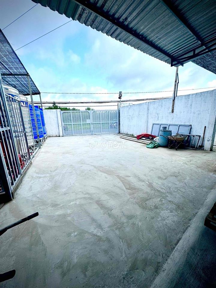 Cho thuê kho 540m không cấm tải 8t vào 24/24