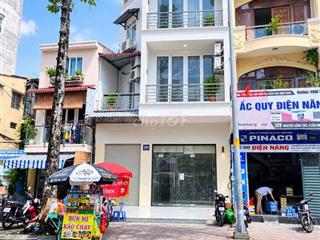🔥 **MẶT TIỀN NGANG 7M – 4 TẦNG TRỐNG SUỐT QUẬN 1**