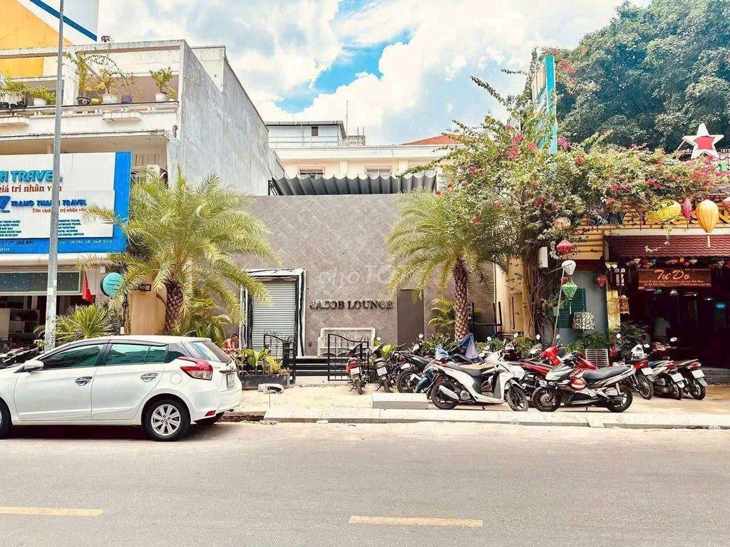 🔥 **MẶT TIỀN NGANG 11M – CÔ GIANG, QUẬN 1** 🔥