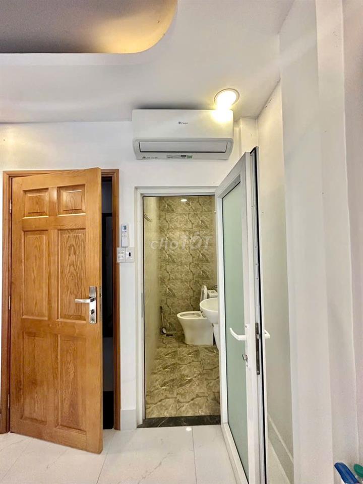 Phòng trọ hẻm 114 Lê Văn Duyệt Chợ Bà Chiểu sát Q1 full nt WC riêng