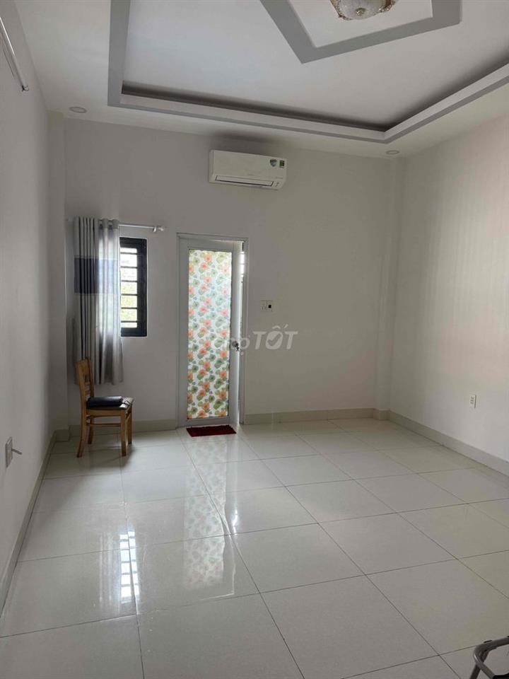 bán nhà mới xây