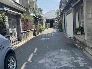 bán nhà mới xây