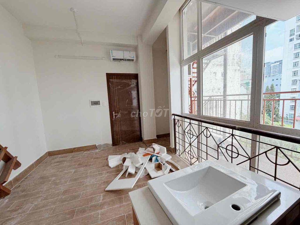 Cho Thuê Phòng Trọ Mới Xây Cửa Sổ Thoáng Cách TDTU 7p, Gần NTTU RMIT