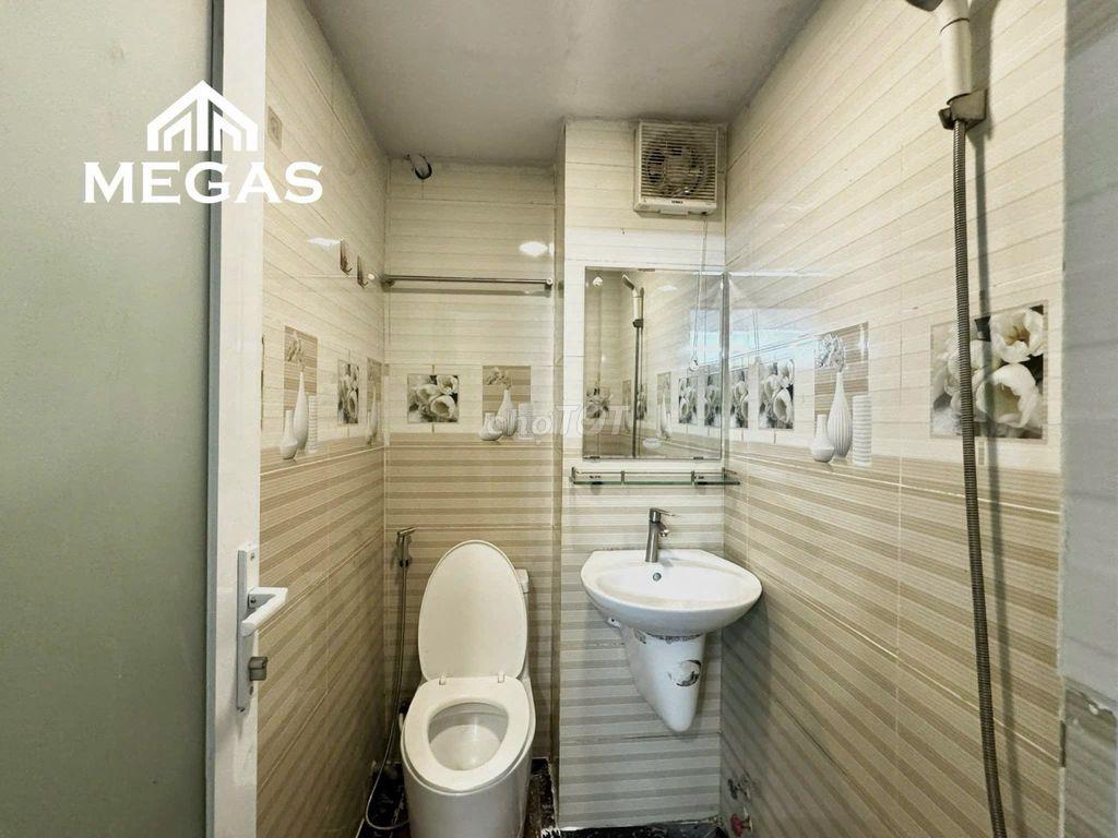 Studio đẹp - Ngay Cao Đẳng Công Nghệ Thủ Đức