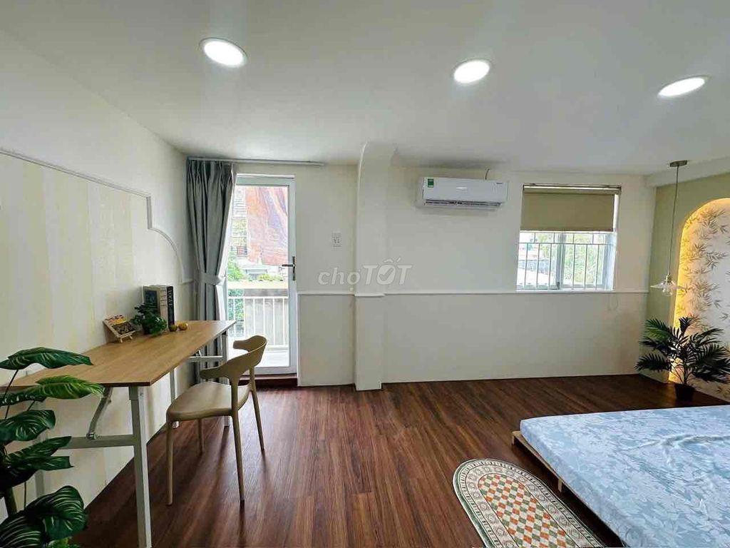 PHÒNG 1 TRỆT 1 LẦU CÓ MÁY LẠNH – GẦN ĐÌNH PHONG PHÚ, VINCOM LÊ VĂN VIỆ