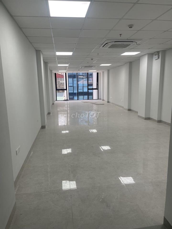 Cho thuê nhà mặt phố 4 tầng Tô Vĩnh Diện 80-90m2/sàn có hầm xe