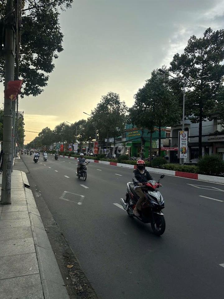 BÁN LÔ ĐẤT MẶT TIỀN SIÊU ĐẸP ĐƯỜNG NGUYỄN ÁI QUỐC, TÂN PHONG, BIÊN HÒA