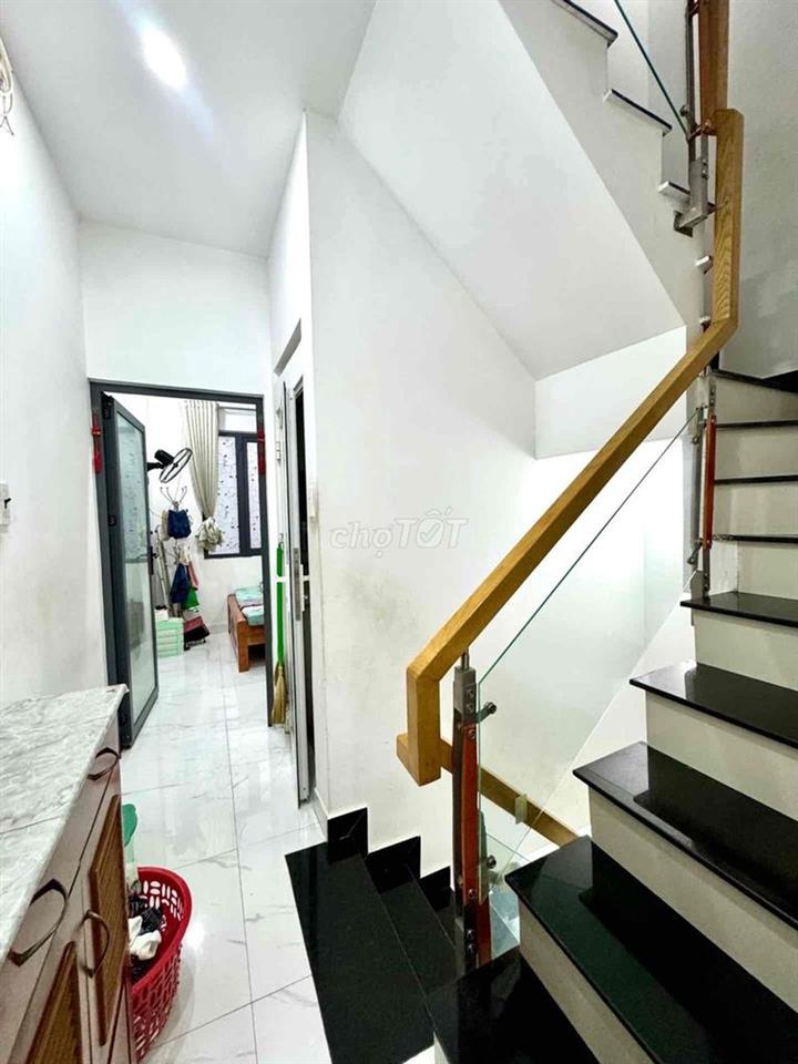 NHỈNH 2 TỶ - 4 TẦNG - KHU PHÂN LÔ - CUỐI LÊ TRỌNG TẤN - GIÁP AEON MALL