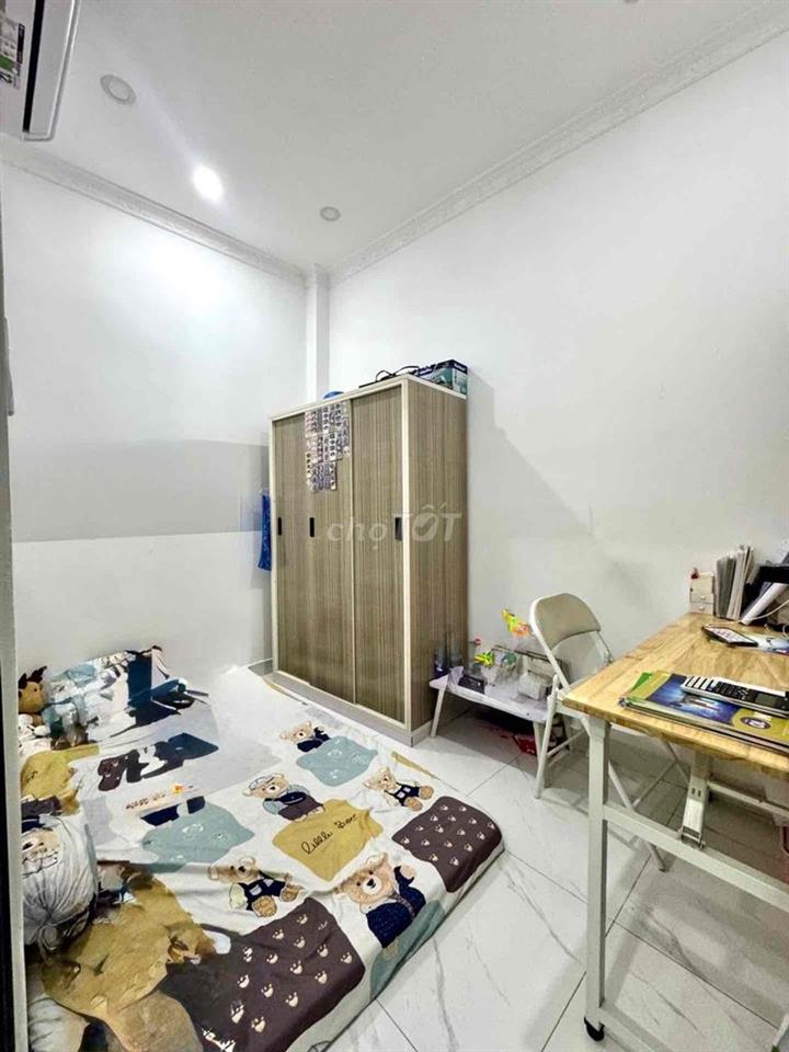 NHỈNH 2 TỶ - 4 TẦNG - KHU PHÂN LÔ - CUỐI LÊ TRỌNG TẤN - GIÁP AEON MALL