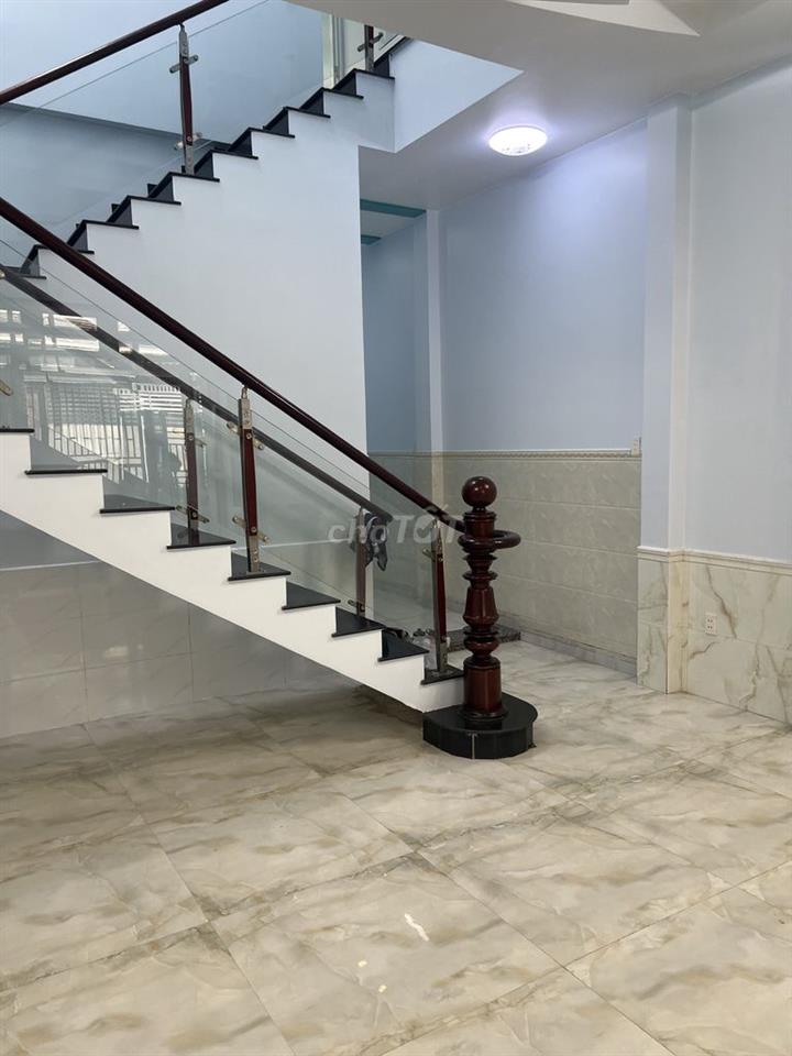 Cho thuê nhà nguyên căn khu vực quận 7, nhà bè