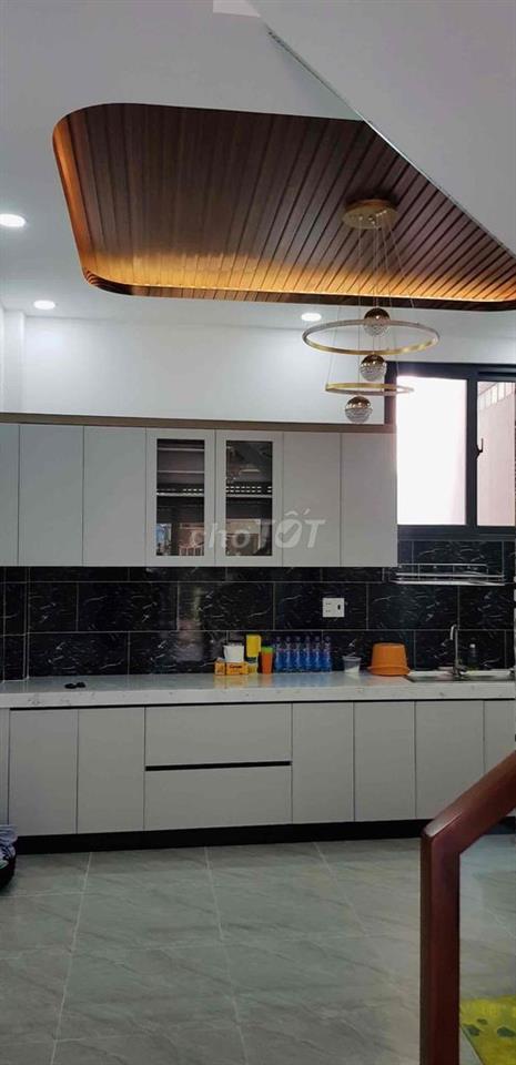 CHO THUÊ NHÀ NGUYÊN CĂN HẺM TRẦN XUÂN SOẠN - QUẬN 7 (GIÁ CHỈ 10 TRIỆU/