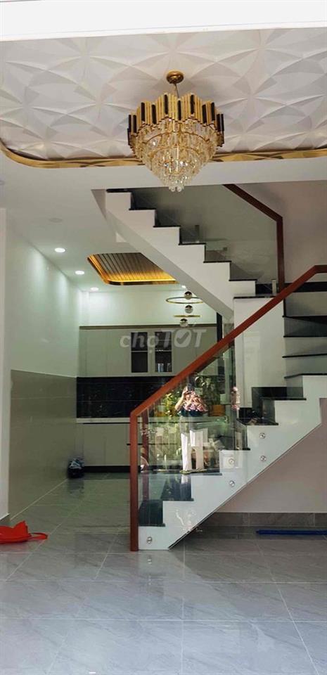 CHO THUÊ NHÀ NGUYÊN CĂN HẺM TRẦN XUÂN SOẠN - QUẬN 7 (GIÁ CHỈ 10 TRIỆU/