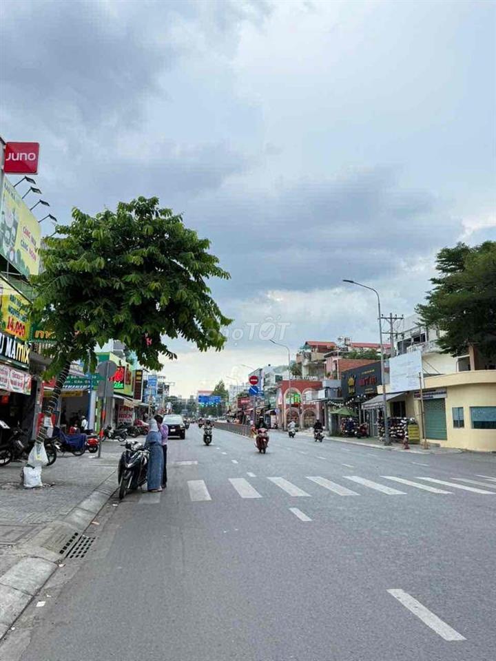 Chỉnh chủ bán nhà 4 tầng Phan Văn Trị, hẻm 7m thông, nhỉnh 6tỷ