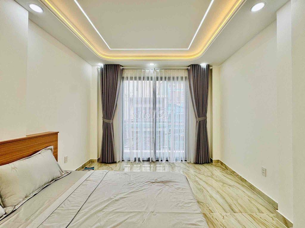 Chính chủ cho thuê nhà nguyên căn, 4 tầng, hẻm 8m thông Pham Văn Trị
