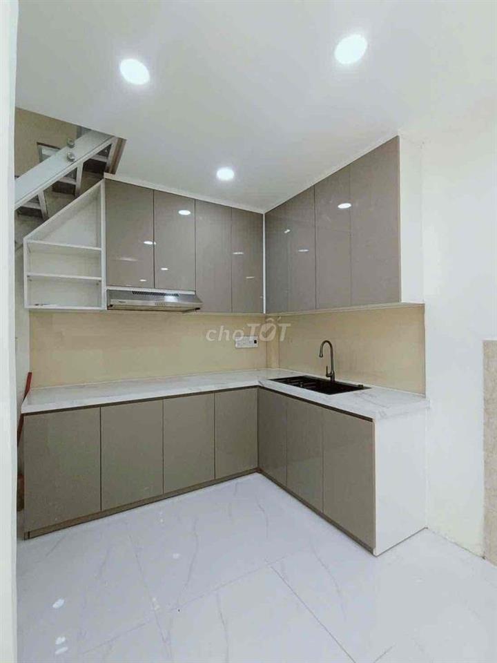 Nhà 6,2m x 7m - Phạm Văn Chiêu