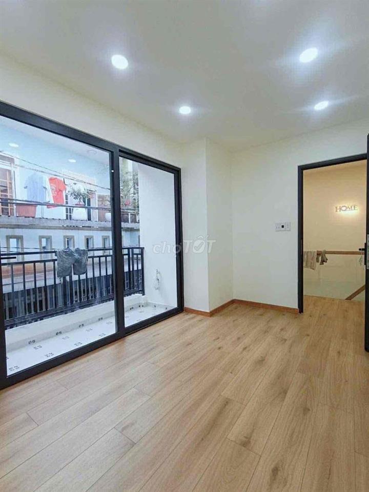 Nhà 6,2m x 7m - Phạm Văn Chiêu