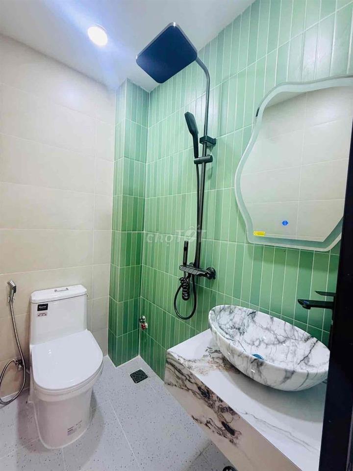 Nhà 2 Tỷ Gò Vấp Rất Hiếm 2 Phòng Ngủ Hẻm Xe Hơi
