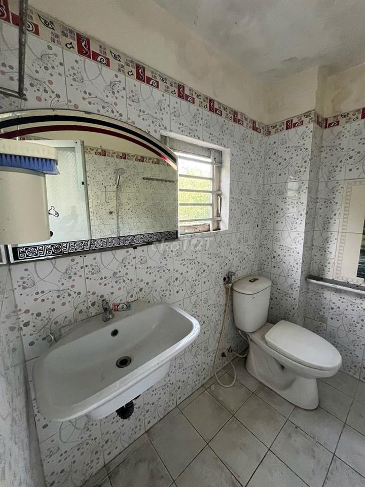 TÌM NGƯỜI CHIA SẺ LẦU 1 (2P-1WC) NGUYỄN VĂN QUÁ