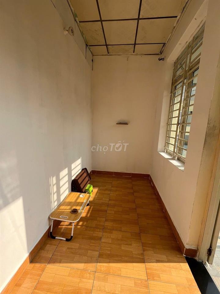 TÌM NGƯỜI CHIA SẺ LẦU 1 (2P-1WC) NGUYỄN VĂN QUÁ
