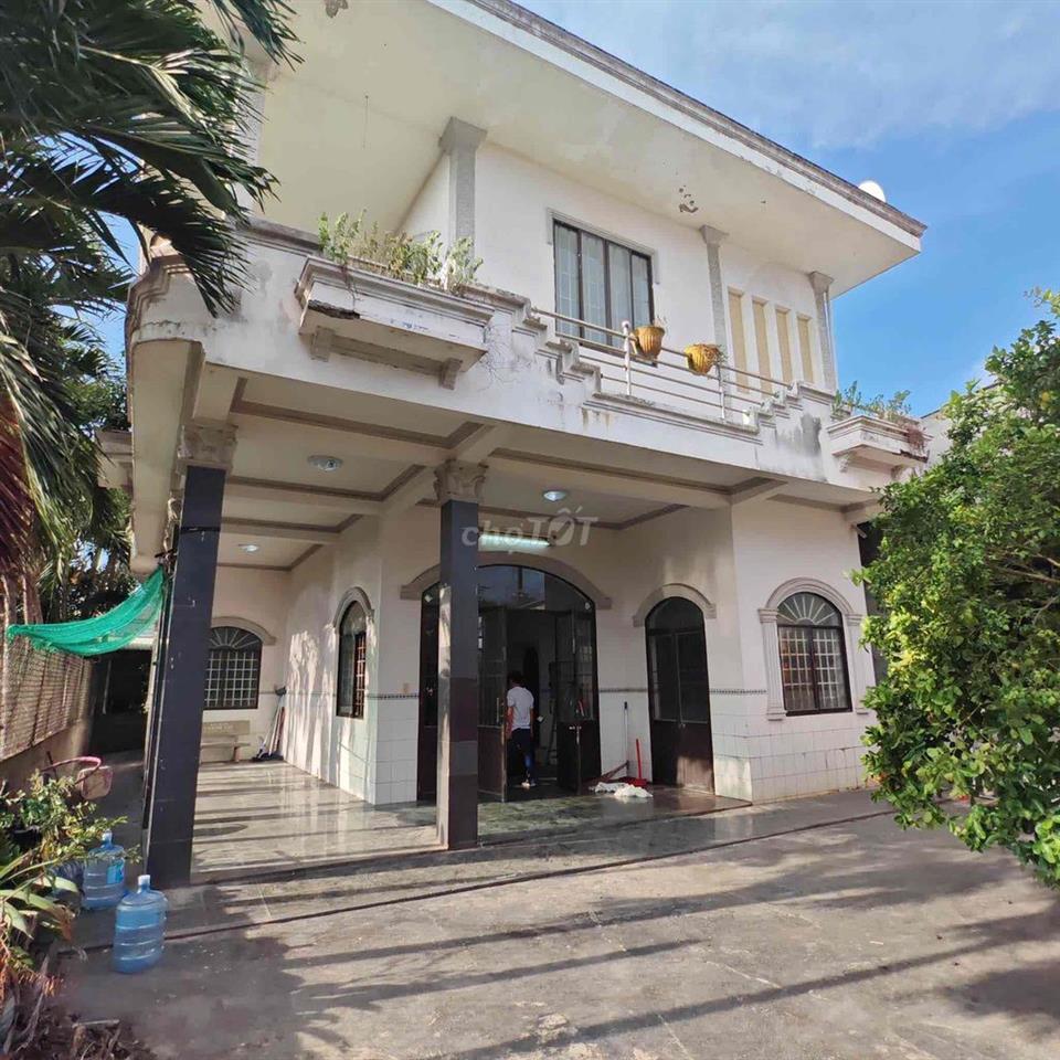 Chính chủ cho thuê Villa giá rẻ