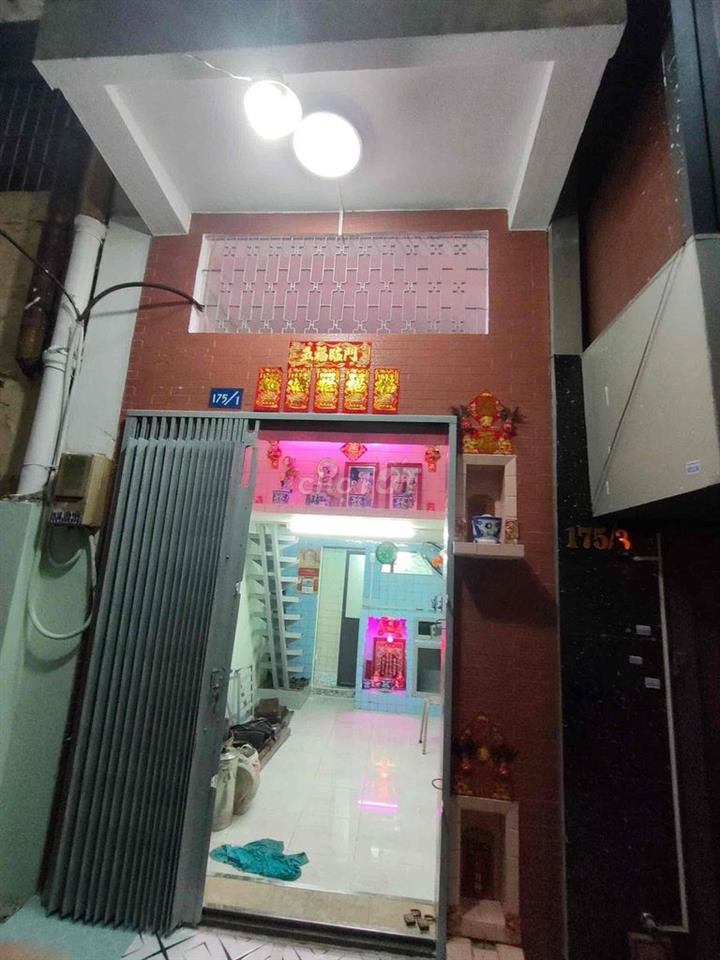 Cho thuê nhà nguyên căn 175/1 Dương Tử Giang, Quận 11