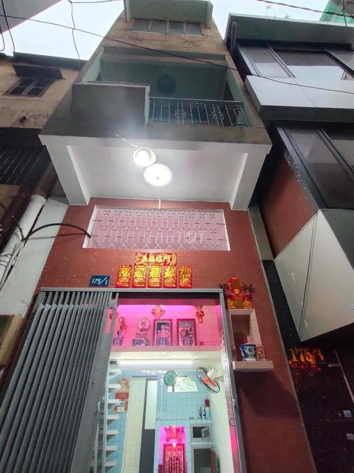 Cho thuê nhà nguyên căn 175/1 Dương Tử Giang, Quận 11