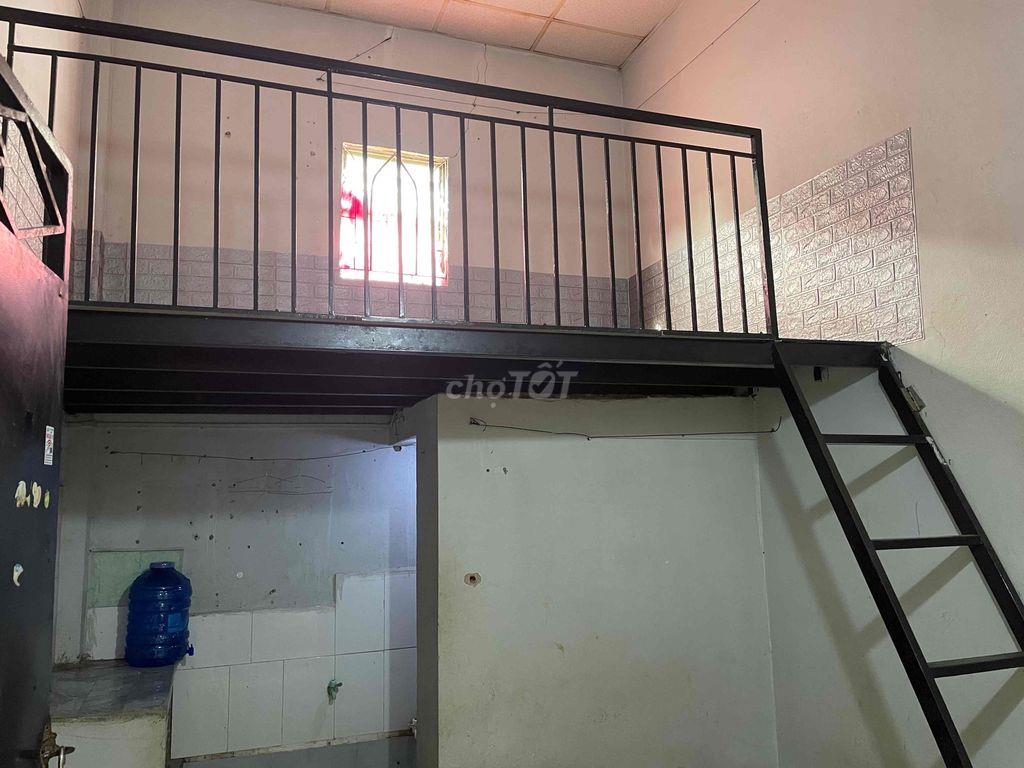 phòng trọ giá rẻ gần cổng sau khu công nghiệp tân thới hiệp