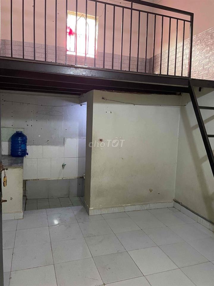 phòng trọ giá rẻ gần cổng sau khu công nghiệp tân thới hiệp