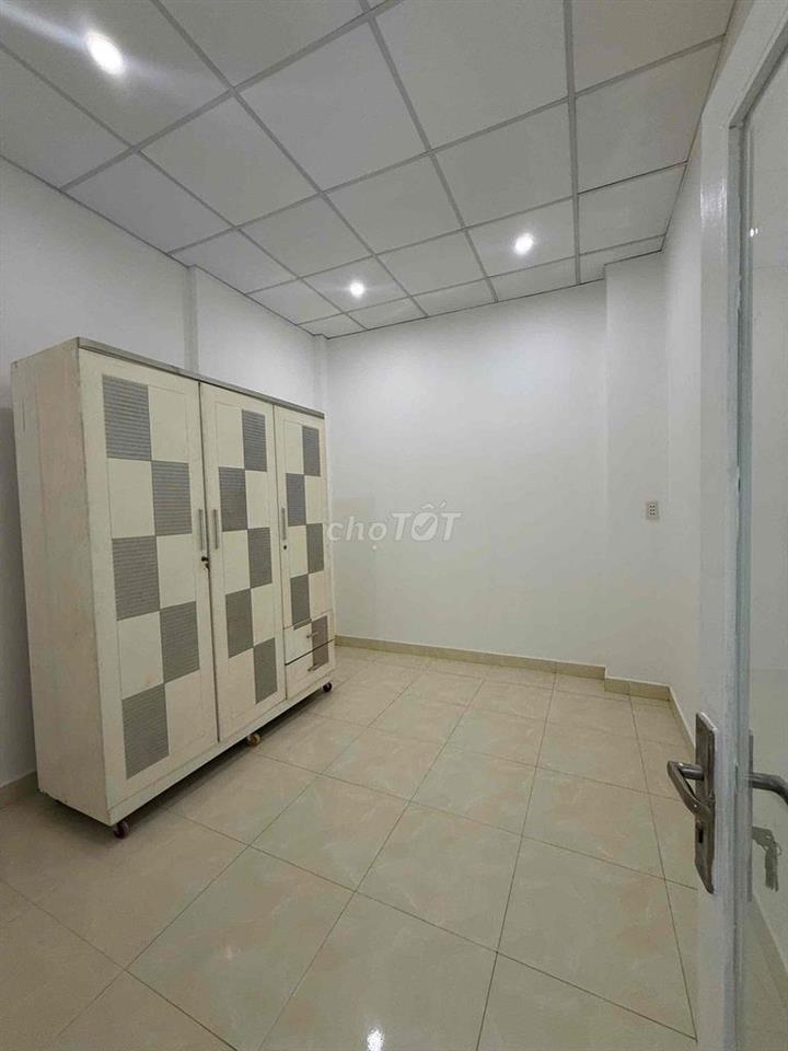 SIEU Phẩm bán đất tặng nhà 2 tầng DT 54M ( 3,10 x 18 ) đường lê văn vi
