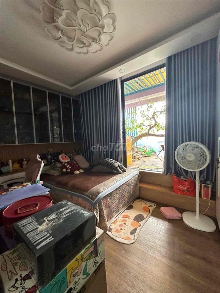 SIEU phẩm căn góc 3 tầng khu phân lô đường đình phòng phú , Phường Tăn