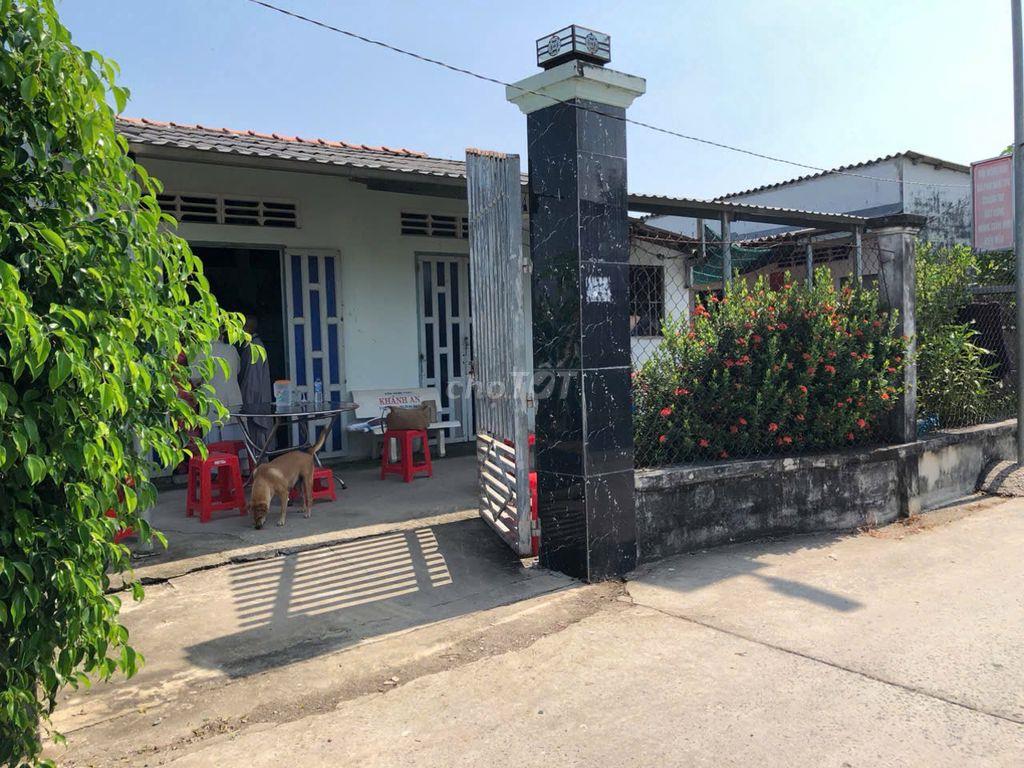 BÁN ĐẤT LONG AN 2000m2, Kèm dãy nhà trọ.