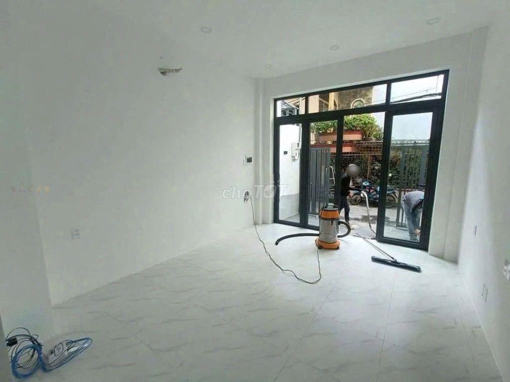 CHO THUÊ NHÀ : Phó Đức Chính, Phường 1, Quận Bình Thạnh.