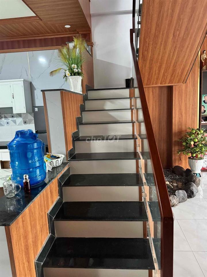 Chỉnh chủ cần bán căn nhà tại trung tâm phường tân triều