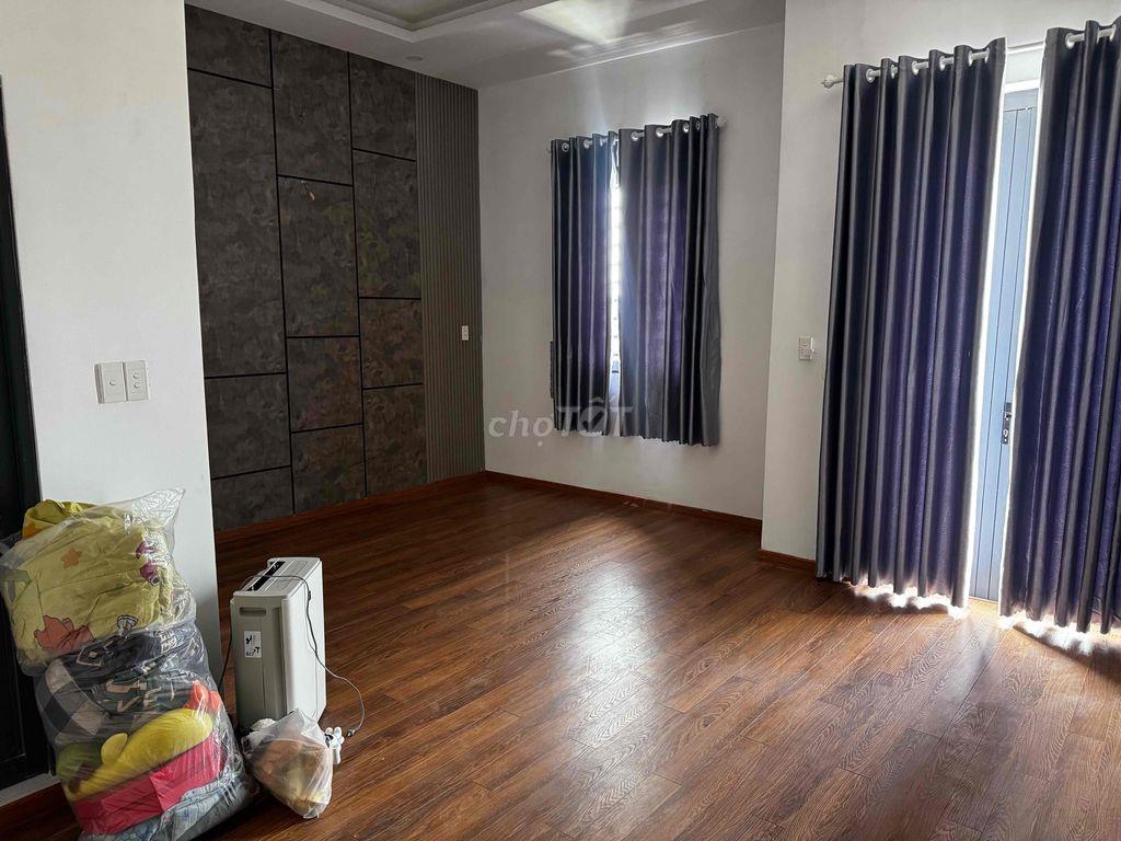Chỉnh chủ cần bán căn nhà tại trung tâm phường tân triều