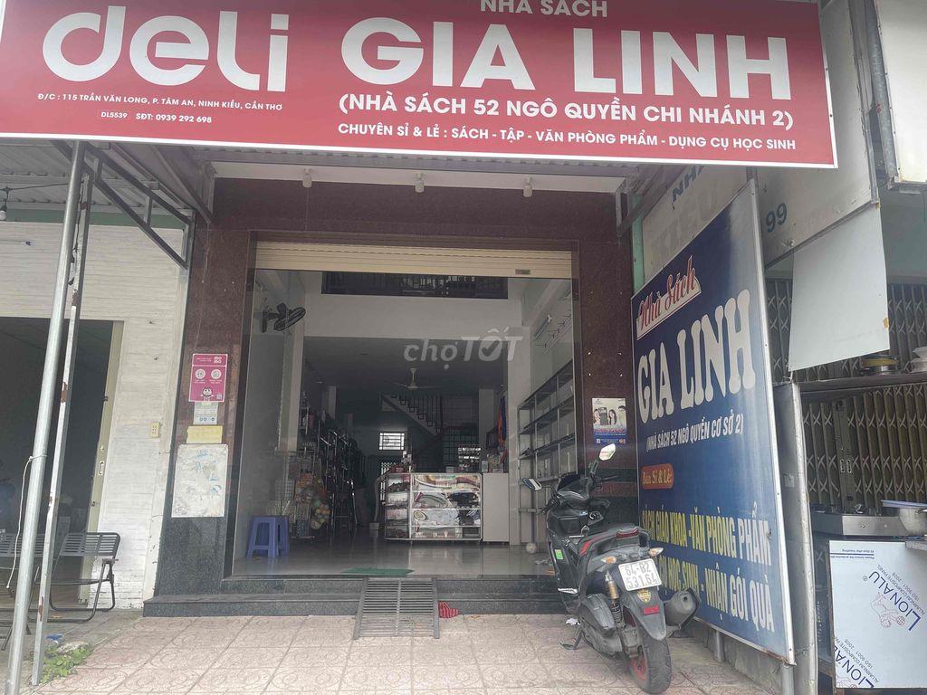 Cho Thuê Vỉa Hè Kinh Doanh Đối Diện Cổng Trường Cấp 3