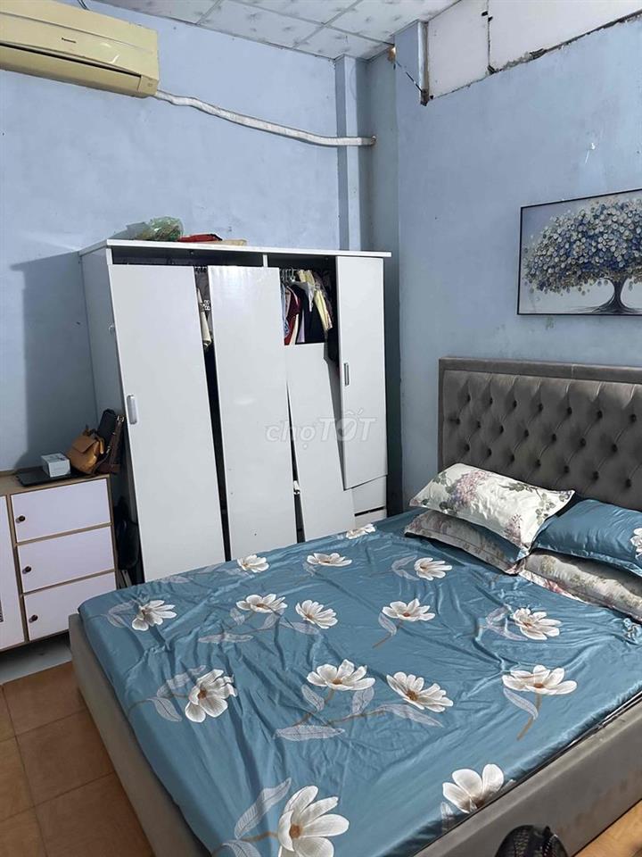 Nhà cấp 4 hẻm rộng 2xe oto né nhau