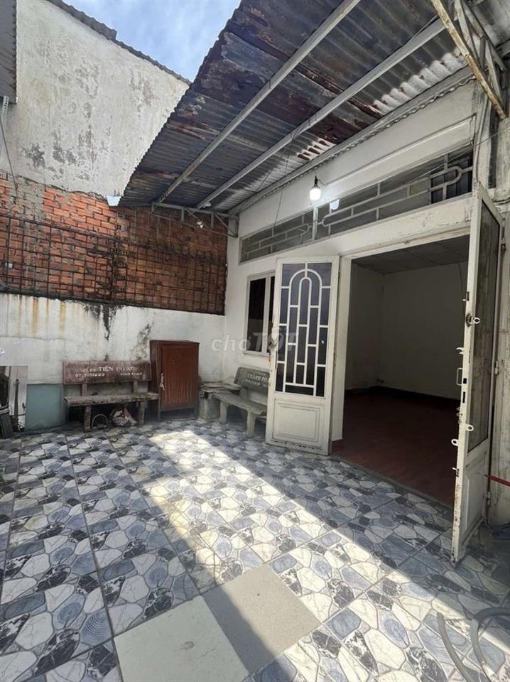 BÁN nhà C4 gần chợ Cầu Nguyễn VĂN Quá 4*14 nhỉnh 3Tỷ 