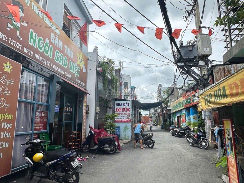 BÁN nhà C4 gần chợ Cầu Nguyễn VĂN Quá 4*14 nhỉnh 3Tỷ 