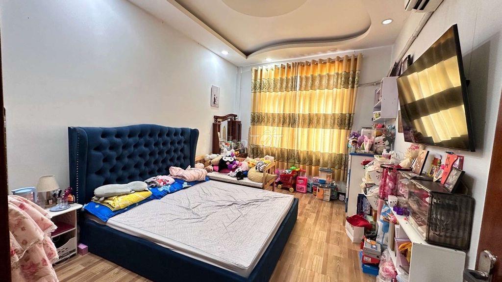 NHÀ PHAN HUY ÍCH KẾ BÊN EMAT : DT 7.5x8 :XÂY DỰNG 3LẦU  4 P.NGỦ