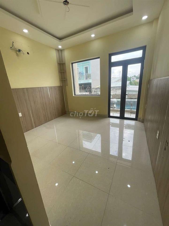 BÁN NHÀ TÔ KÝ/ 2LẦU 6PN, 88M KG lộ giới, sổ hoàn công chính chủ 5Tỷ lẻ