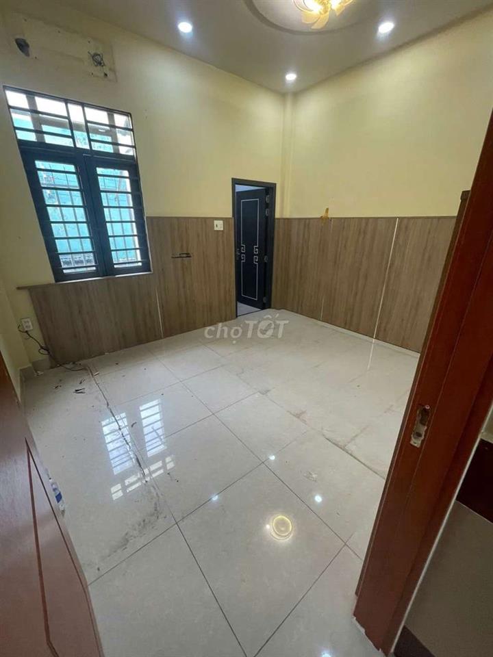 BÁN NHÀ TÔ KÝ/ 2LẦU 6PN, 88M KG lộ giới, sổ hoàn công chính chủ 5Tỷ lẻ