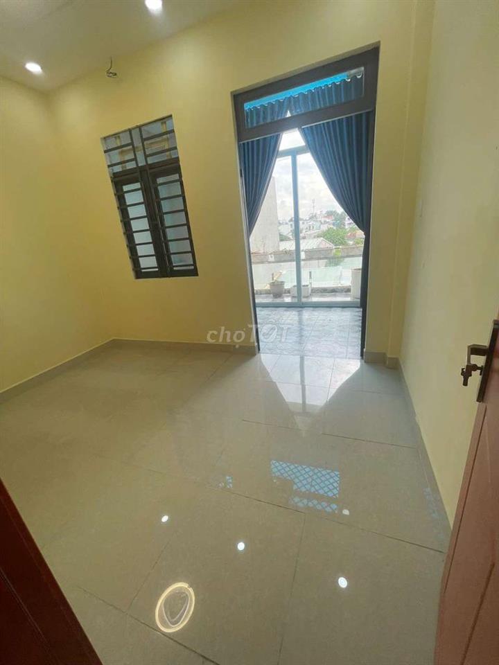 BÁN NHÀ TÔ KÝ/ 2LẦU 6PN, 88M KG lộ giới, sổ hoàn công chính chủ 5Tỷ lẻ