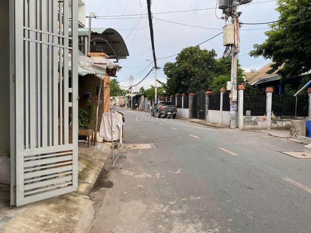 BÁN NHÀ H.THÀNH 13, 79M², HẺM XE TẢI, NGAY CHỢ.