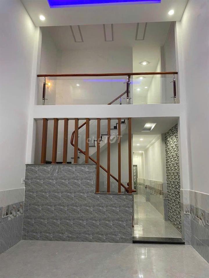 BÁN NHÀ H.THÀNH 13, 79M², HẺM XE TẢI, NGAY CHỢ.