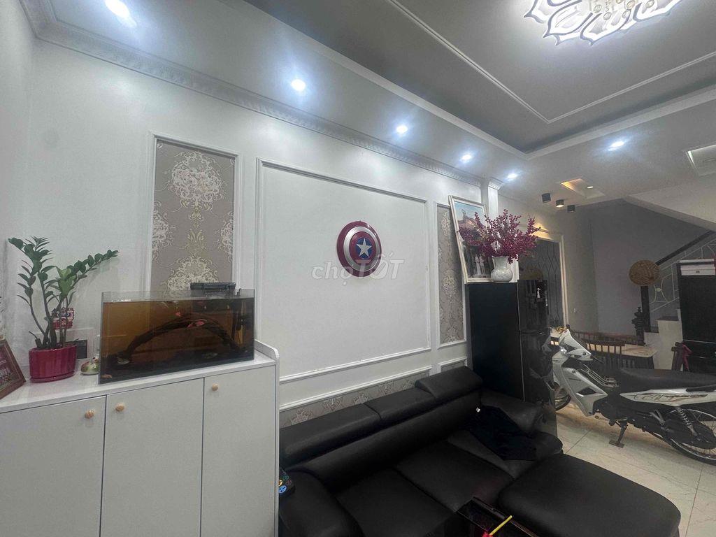 Nhà nguyên căn phù hợp gia đình khu vực yên tĩnh