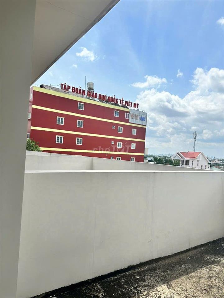 Bán nhà phố liền kề