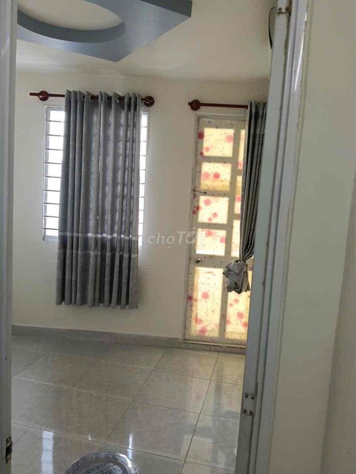 NHÀ TRỐNG DỌN VÀO LIỀN CHINH CHỦ  Cần cho thuê nhà nguyên căn mặt tiền