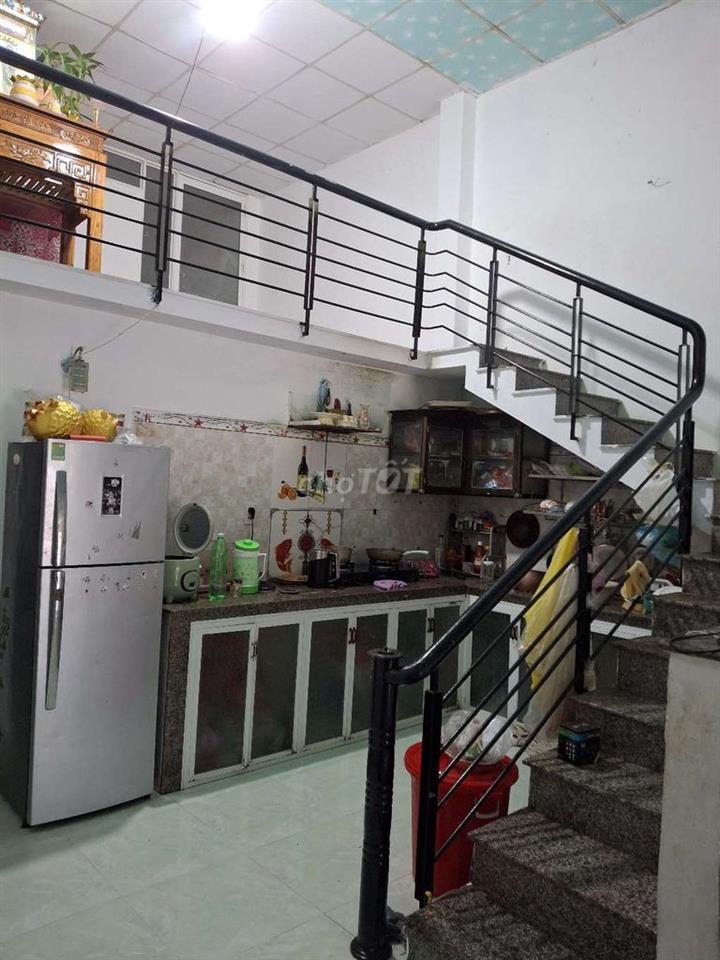 Nhà cấp 4 gác lửng