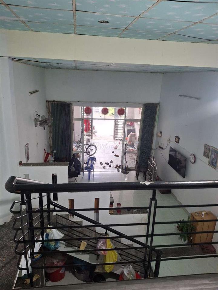 Nhà cấp 4 gác lửng